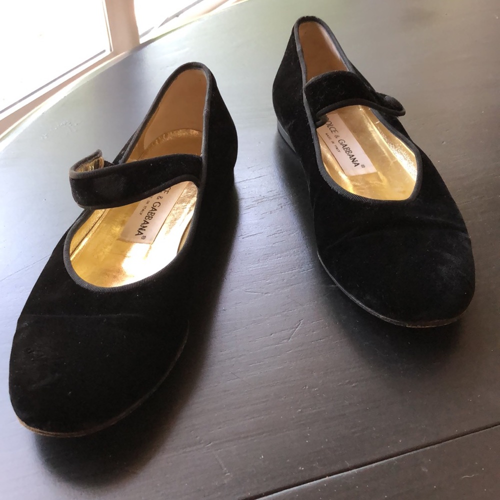 Dolce & Gabbana Flat Velvet Ballet-Style Shoes